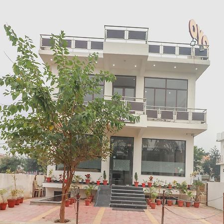 Hotel O Taj Classic Tājganj Eksteriør bilde